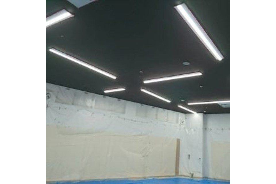 ホームセンターのTime塗り替え工事?‍♀️板金屋根の画像