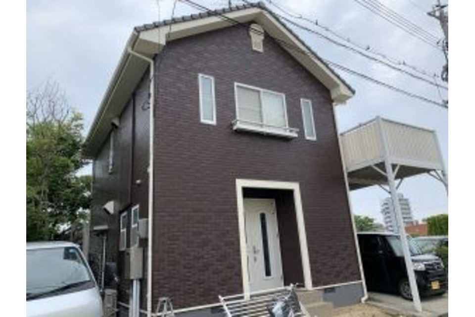 岡山県岡山市中区 M様邸 セメント瓦・サイディング塗り替え工事?‍♀️の画像