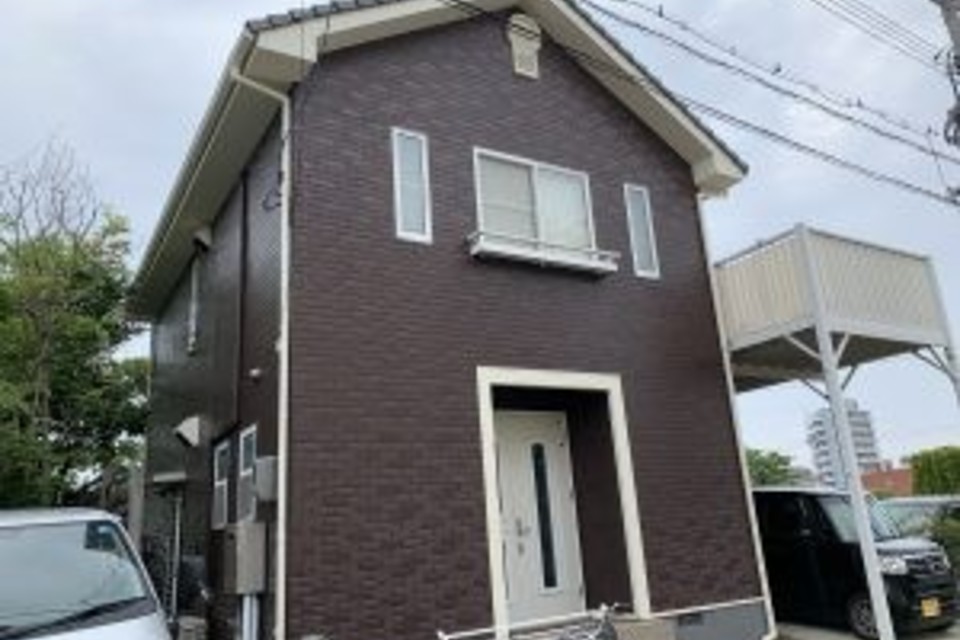 岡山県岡山市中区 M様邸 セメント瓦・サイディング塗り替え工事?‍♀️の画像