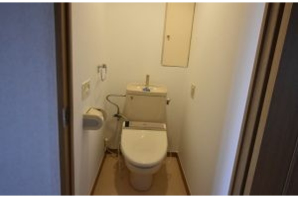 岡山市南区 東畝 O様邸トイレ塗り替え工事?‍♀️の画像