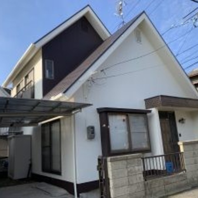 岡山市 南区 N様邸 屋根カラーベスト 外壁モルタル 遮熱シリコン2トーンデザイン塗装?‍♀️の画像