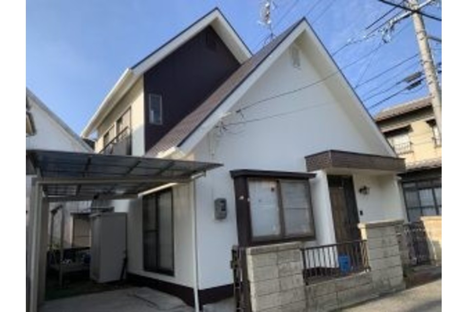 岡山市 南区 N様邸 屋根カラーベスト 外壁モルタル 遮熱シリコン2トーンデザイン塗装?‍♀️の画像