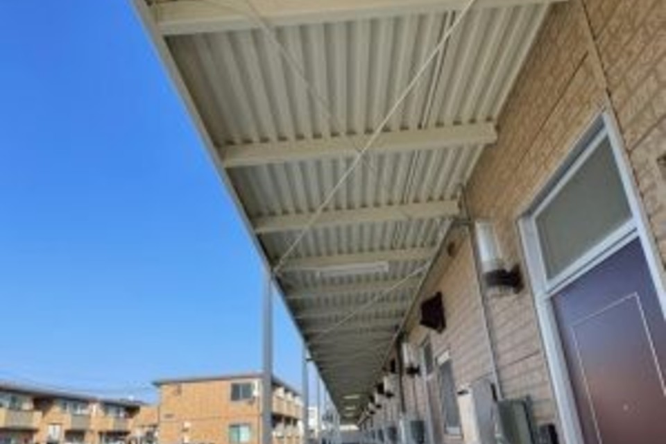 岡山市 中区 浜 アパート M様邸 鉄骨階段 土間塗装 長尺シート改修工事　鉄骨階段・手すりの画像