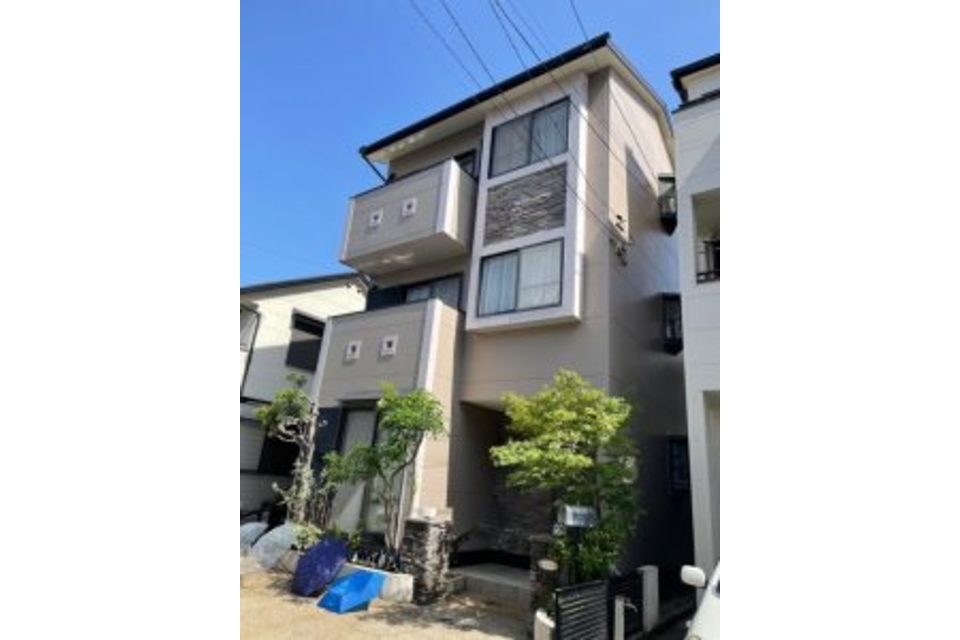 岡山市　北区　奉還町　M様邸　屋根　遮熱無機　外壁　遮熱フッ素　塗り替え工事の画像