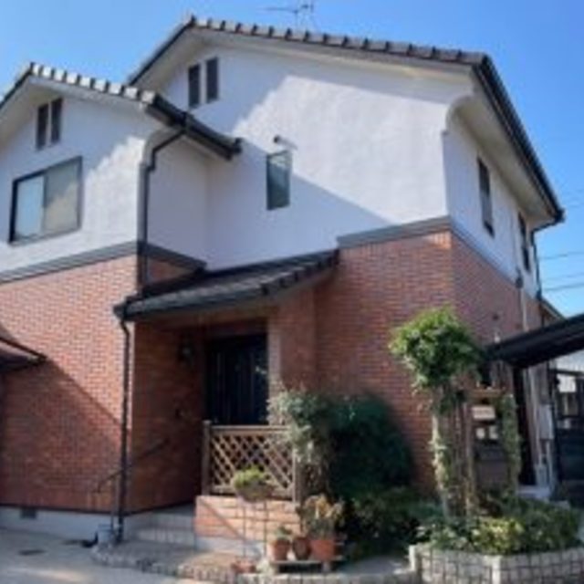 岡山市　北区　H様邸　塗り替え工事_屋根　遮熱無機　外壁　遮熱フッ素　ガラスコーティングの画像