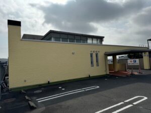 岡山市　北区　一宮　あおぞら内科・外科クリニック様　木部・レンガ外壁　ラジカルシリコン　ガラスコーティング　塗り替え工事の画像