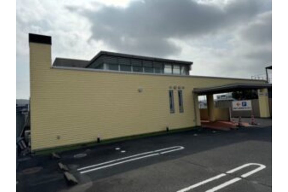 岡山市　北区　一宮　あおぞら内科・外科クリニック様　木部・レンガ外壁　ラジカルシリコン　ガラスコーティング　塗り替え工事の画像