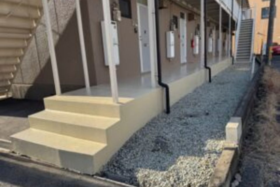 中区　アパートR様邸　長尺シート　土間　塗装工事の画像
