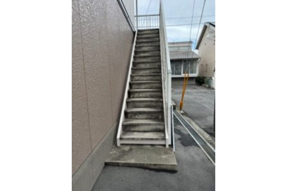 中区　アパートR様邸　長尺シート　土間　塗装工事の画像