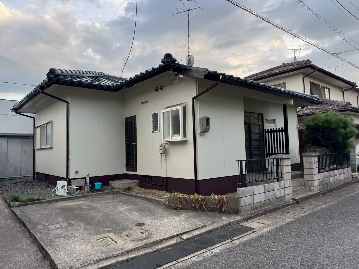 岡山市南区妹尾 H様邸 屋根塗装・外壁塗装 波板張り替えの画像