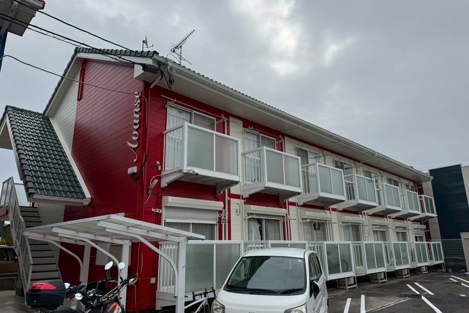 岡山市中区竹田 A様邸 屋根・外壁・室内・白線・廊下塗装工事の画像