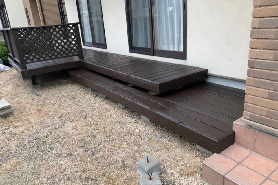 ウッドデッキの画像